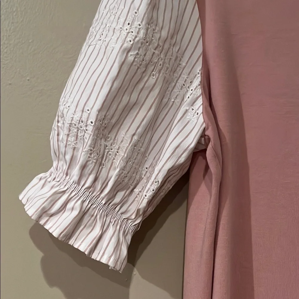 CUPIO Pink and White Women's Top - Picture 3 of 6